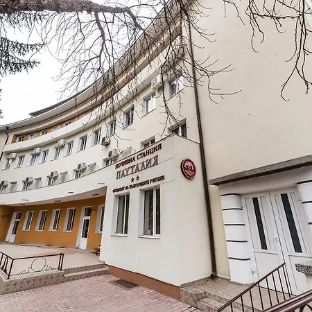 Hotel семеен пауталия 2*