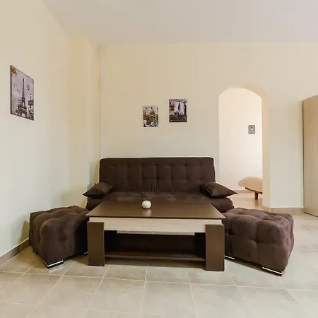 семеен пауталия Отель