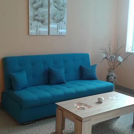 семеен пауталия Hotel Kjustendil