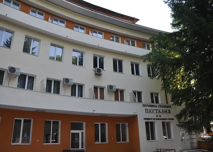 Hotel семеен пауталия