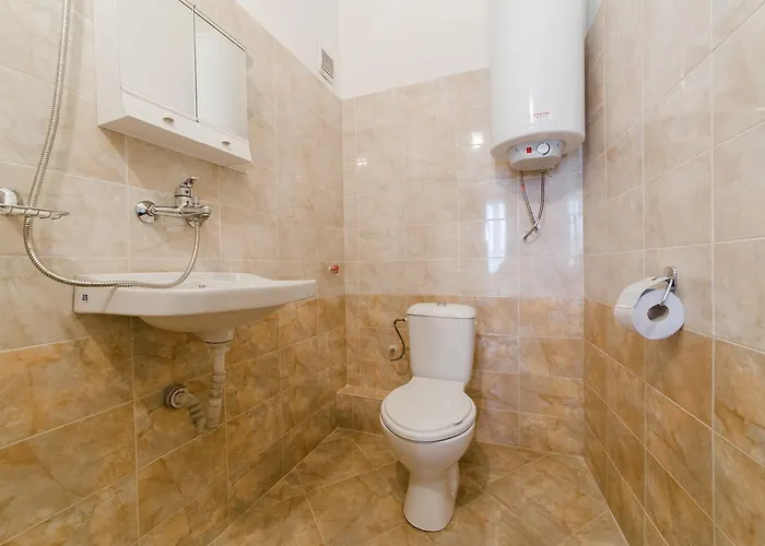 семеен пауталия 2* Kyustendil